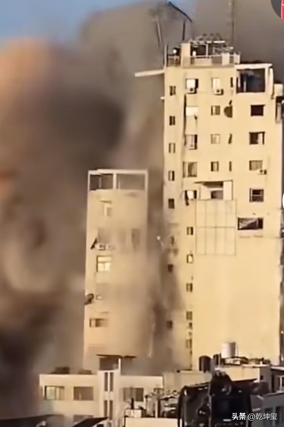 伊朗正在撕下美国世界霸主的面罩？
     伊朗的廉价无人机在这次冲突中，弄的美