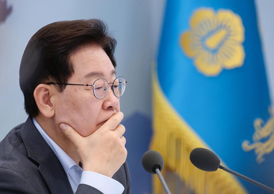 韩国检察体系改革已经从政治口号进入落地阶段。韩国政府公开材料明确，检察厅将于20