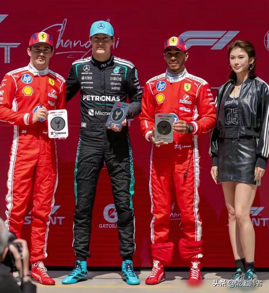 吴艳妮！不适合自己的圈子还是不要硬挤，显得格格不入，那就尴尬的是自己了。