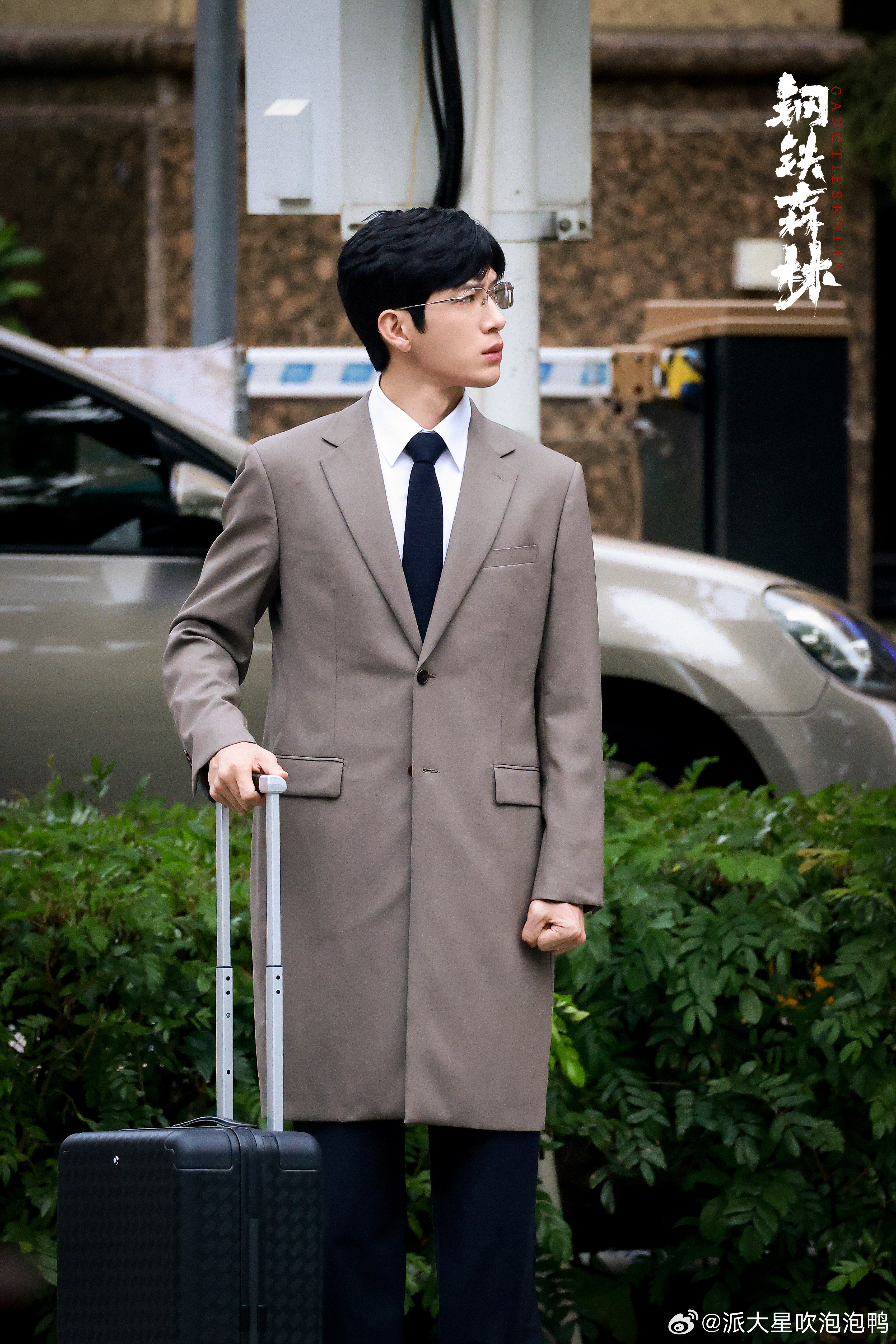 井柏然这回有人夫感了惊喜转型解锁全新赛道！化身江寒声演绎先婚后爱纯爱男主，温柔追