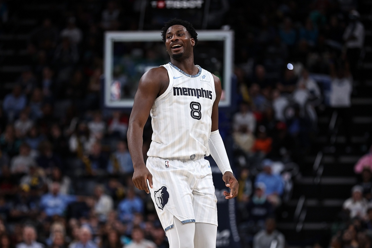 小贾伦.杰克逊职业生涯八年，只有33次篮板上双的比赛！nba交易市场