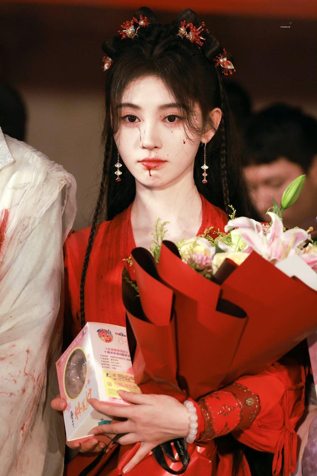🍊💙鞠婧祎苏绿夏 🍊💙鞠婧祎万花世界 网络是假的 我的爱不是๑꒰ঌᐢ.ˬ