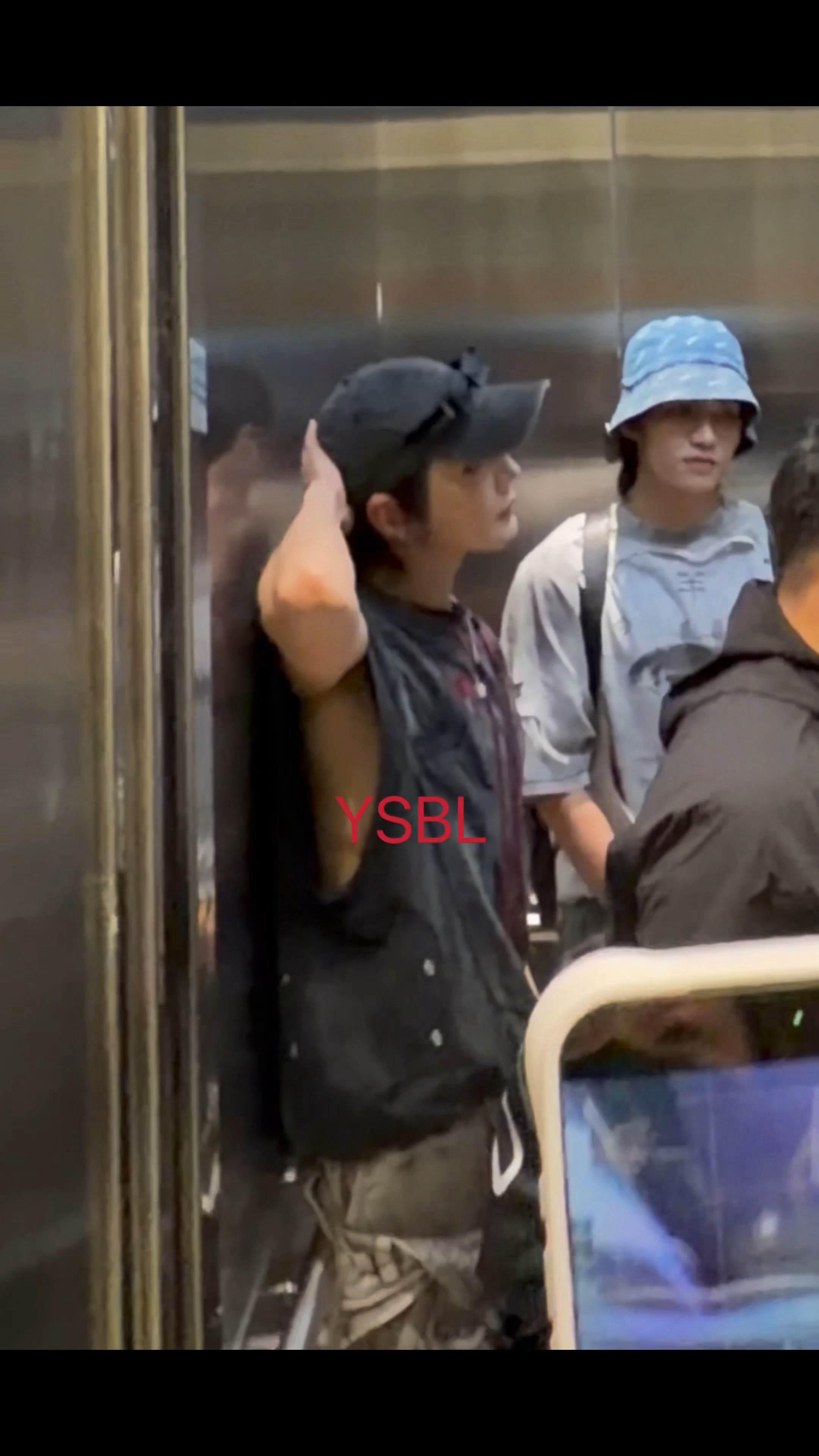 妈妈就这样奖励我 