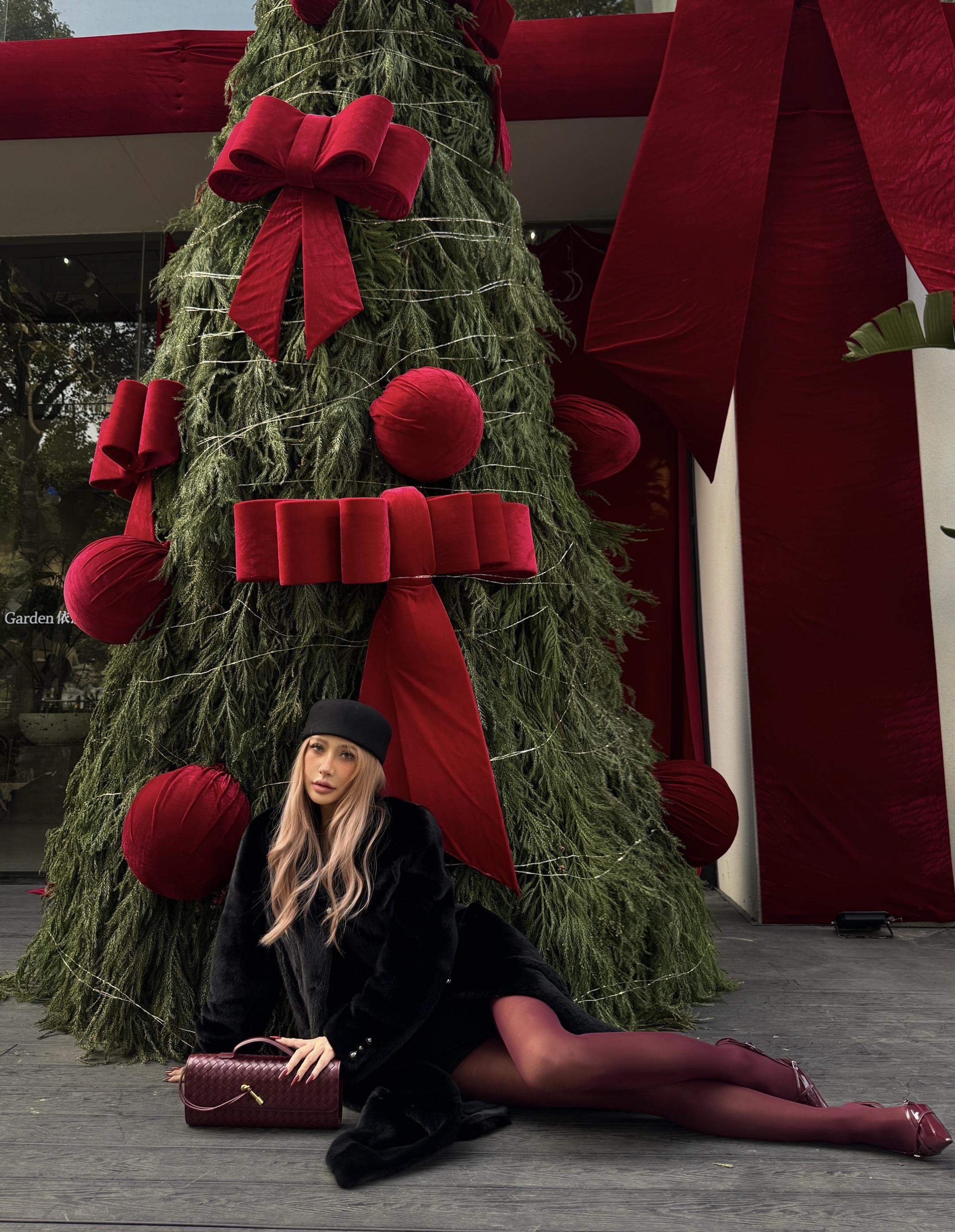 🎄.*♡𝑀𝓮𝓇𝓇𝓎 𝒞𝒽𝓇𝒾𝓈𝓉𝓂𝒶𝓈₊*◞