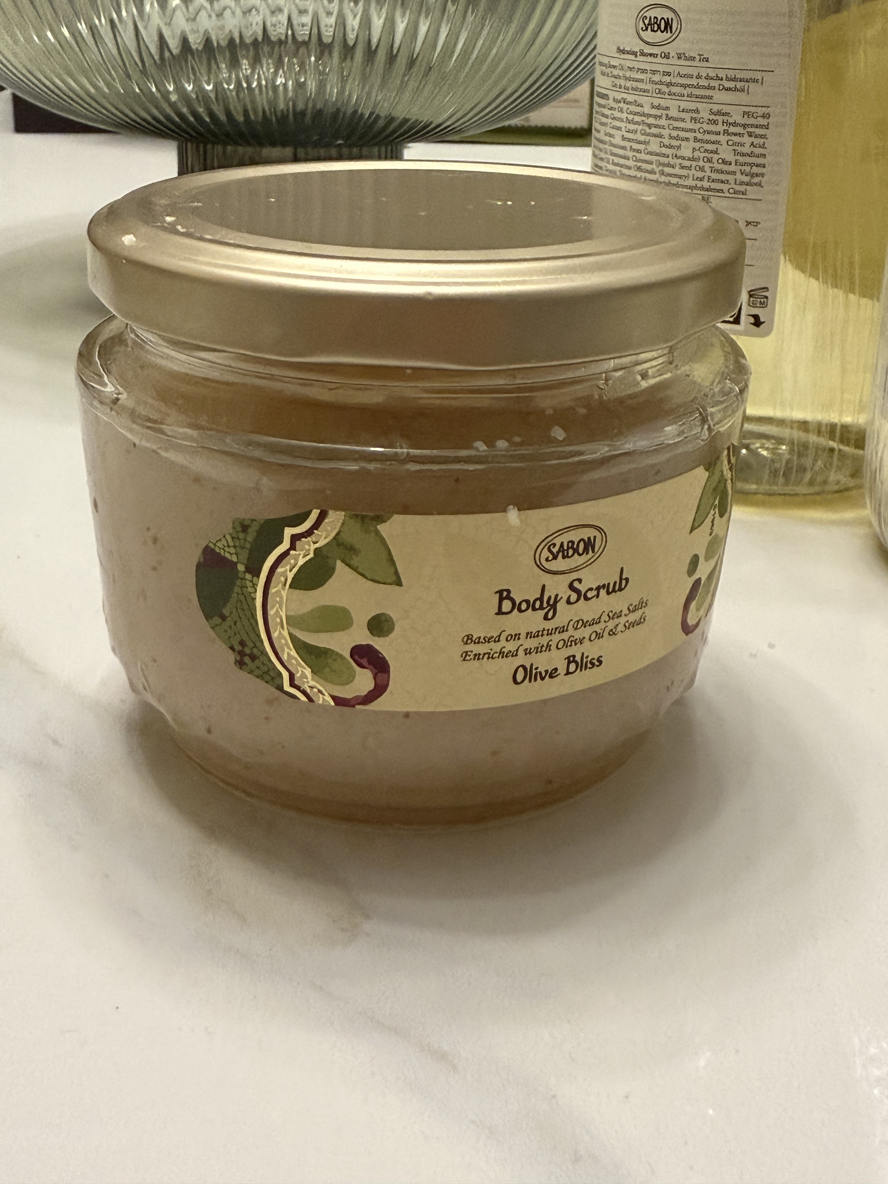 云旗萨邦亚太区品牌大使 萨邦的磨砂膏真的很好用，用完以后睡衣都是香香的，可以留香