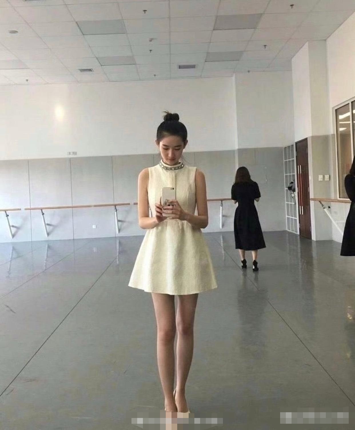 王玉雯以前的校花味好浓，不敢想象是多少男生学生时代的暗恋对象 