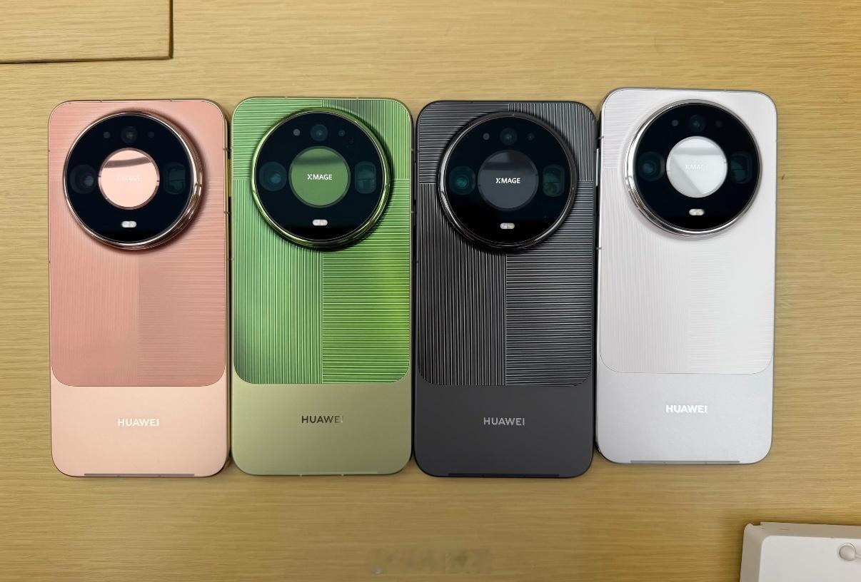 华为Mate90系列全家福Mate90Mate90 ProMate90 Pro 
