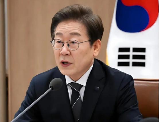 李在明没想到，他会被“自己人”拖后腿，韩国收到了中方警告
 
6月8日，韩国总统
