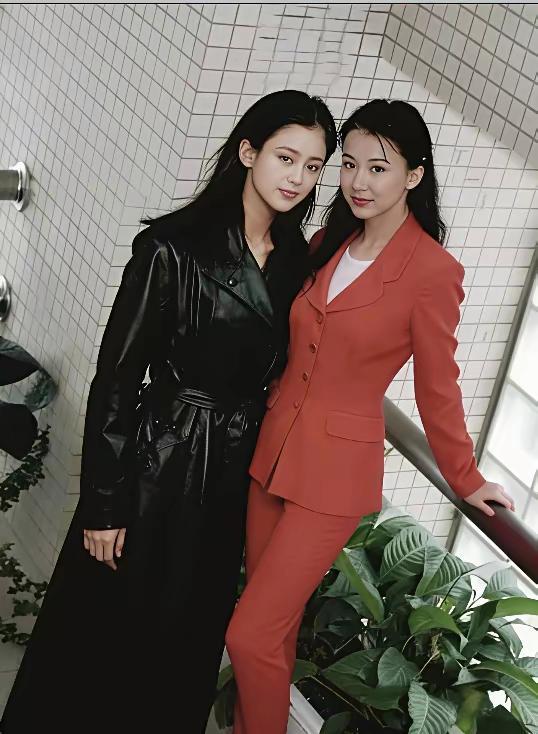 陈红萧蔷1995年合影 