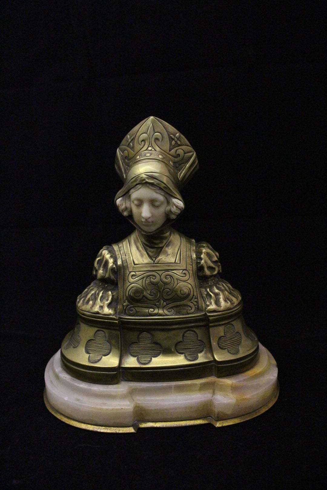 1904，黄铜和象牙珠宝盒，德国 