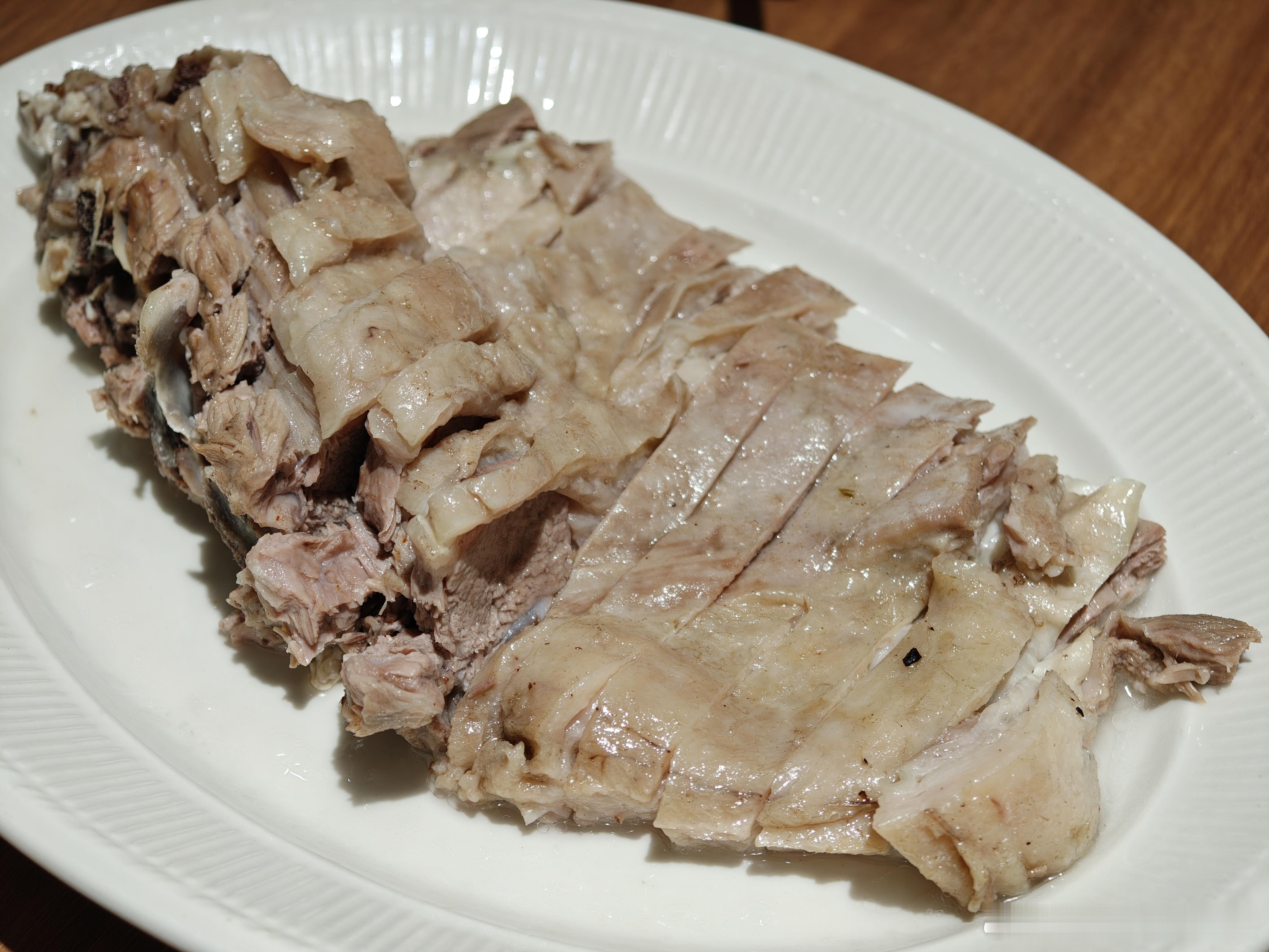 顶级的食材，往往只需要最简单的烹饪方式！高德扫街榜上榜餐厅——贯贯吉清真餐厅！这