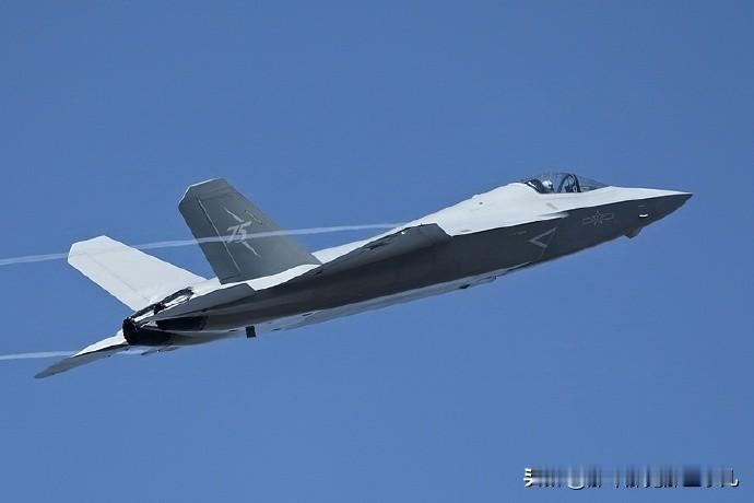 巴基斯坦装备歼-35是大概率事件！

巴方一直盼着能拿到靠谱的隐身战机，补上国防