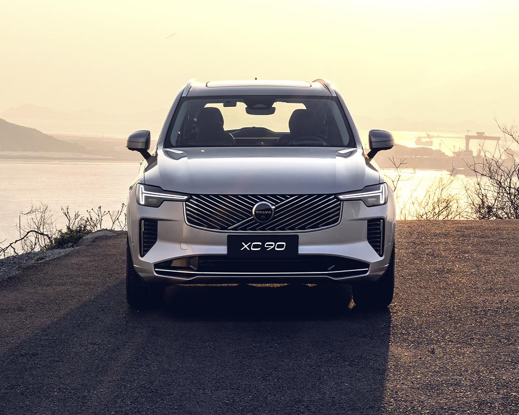 旗舰SUV之争，全新XC90对比问界M9竟然优势这么大？

如果现在手握50万左