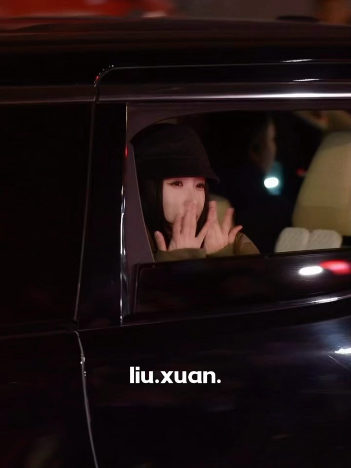 黄油小熊水晶晶～ 