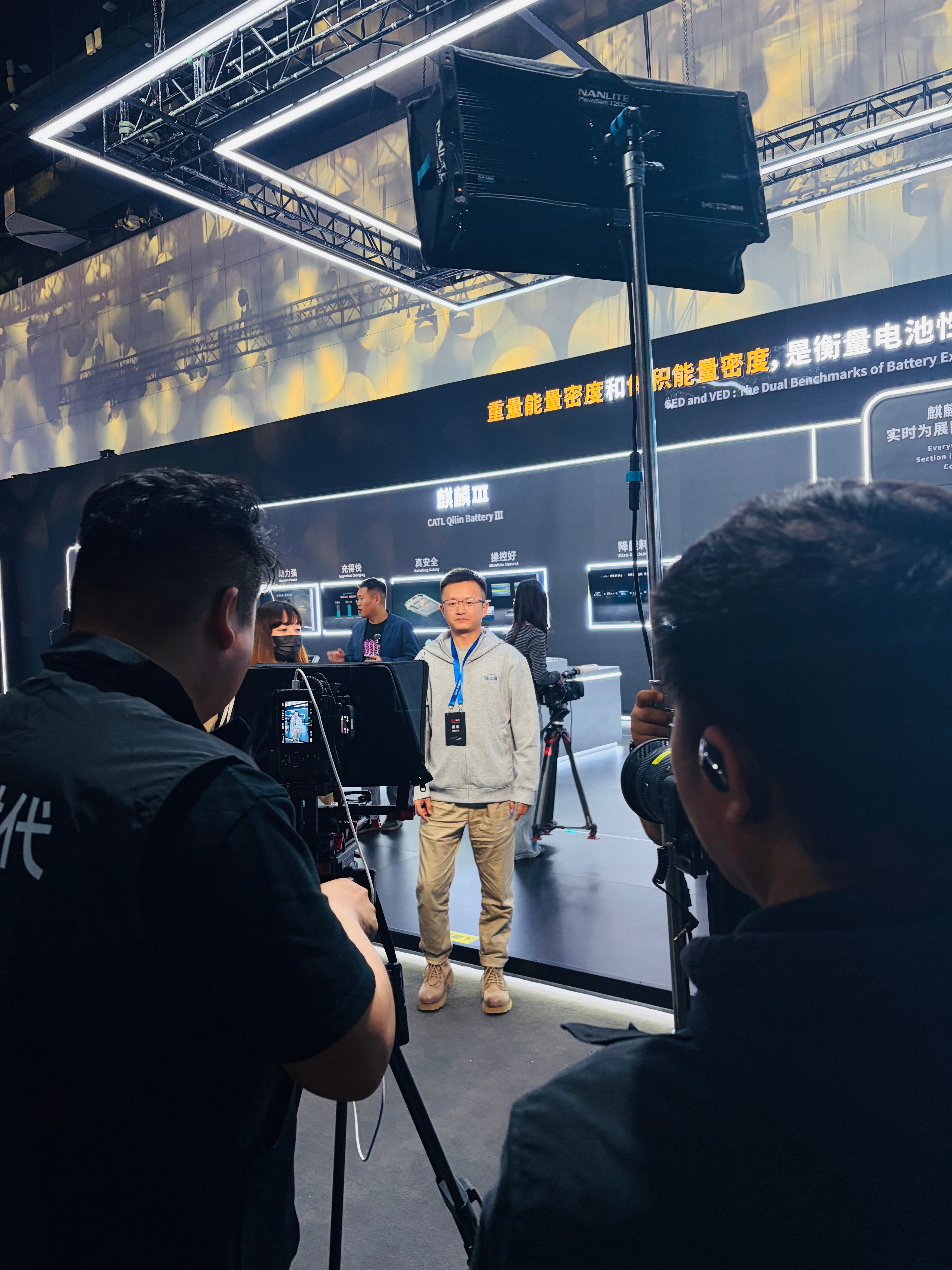 宁德时代科技日之后，官方给我做了个采访。我就简单表达了电池的本质就是能量密度。能