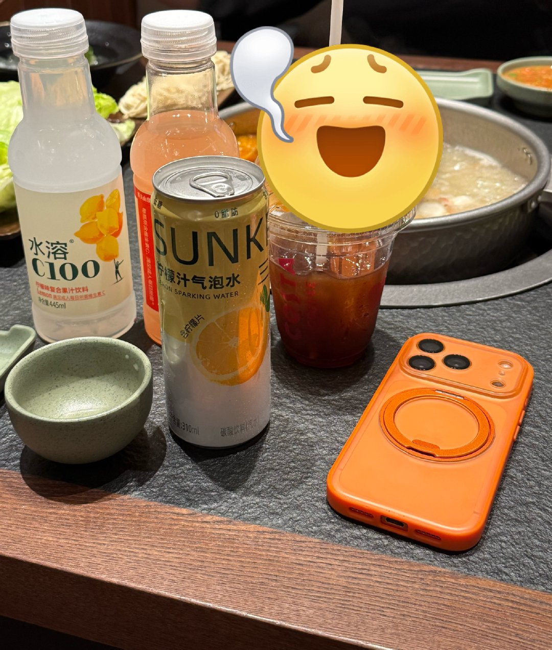 只喝水不喝饮料的朋友我是只喝饮料不喝水的朋友