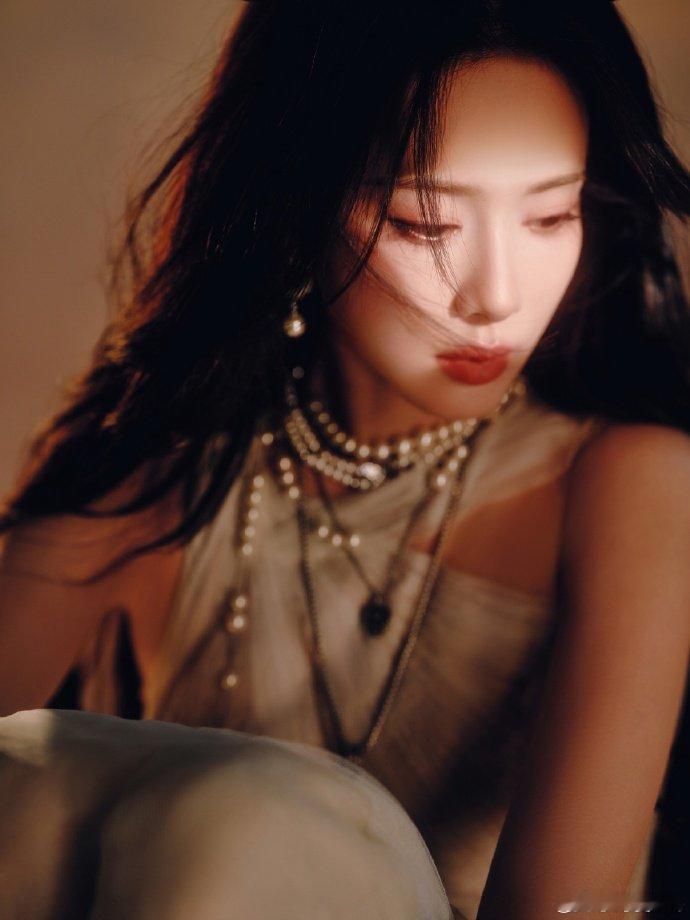 爱在无尽夏拍摄90天 俊男美女适配度拉满，加上扎实主创团队，三个月打磨的现偶很难