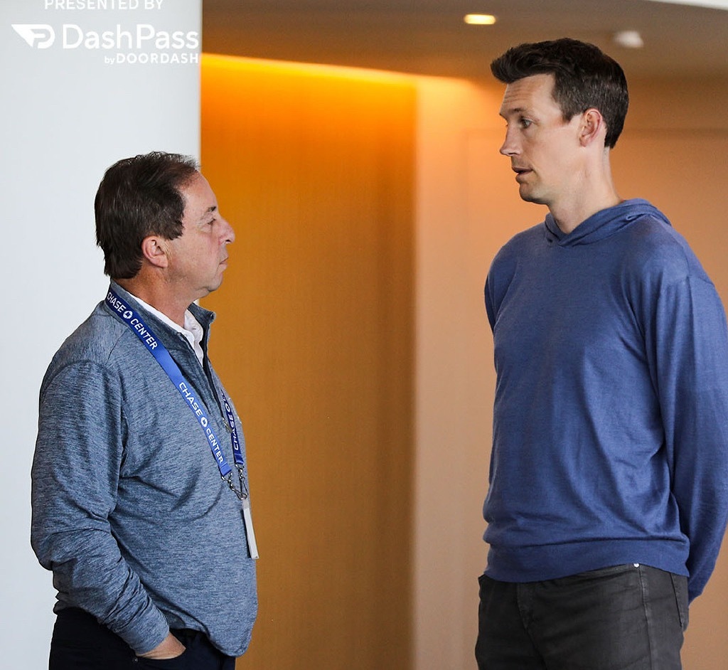 如果评价今年交易期的勇士管理层 ？ 