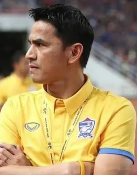 太狂了！前泰国主帅塞纳芒表示，今晚泰国队至少能赢中国队两球⚽️⚽️

北京时间1