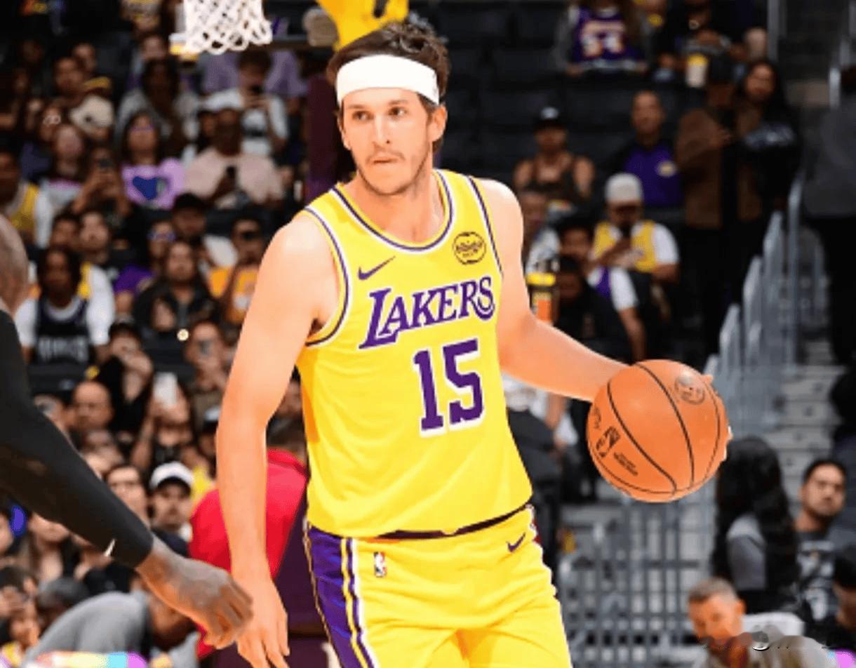如今 NBA 到处都是花式假摔，人人都会演，早就没了早年篮球硬碰硬那股劲了。
