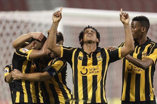 003沙职 吉达联合VS利雅得吉达联合本赛季状态下滑明显，球队在开局三连胜之后，