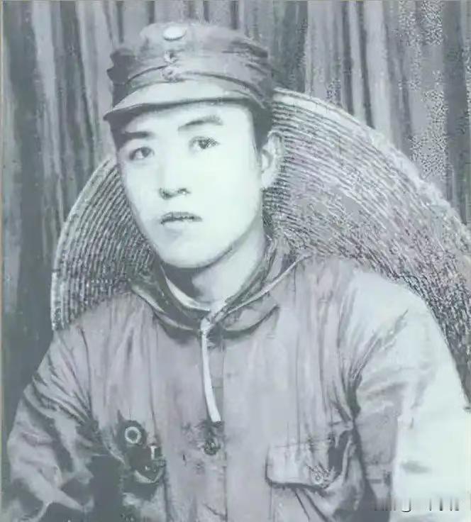 他给延安送去13万两黄金，指挥数十万大军，两次与元帅平级，建国后却只当了个处长，