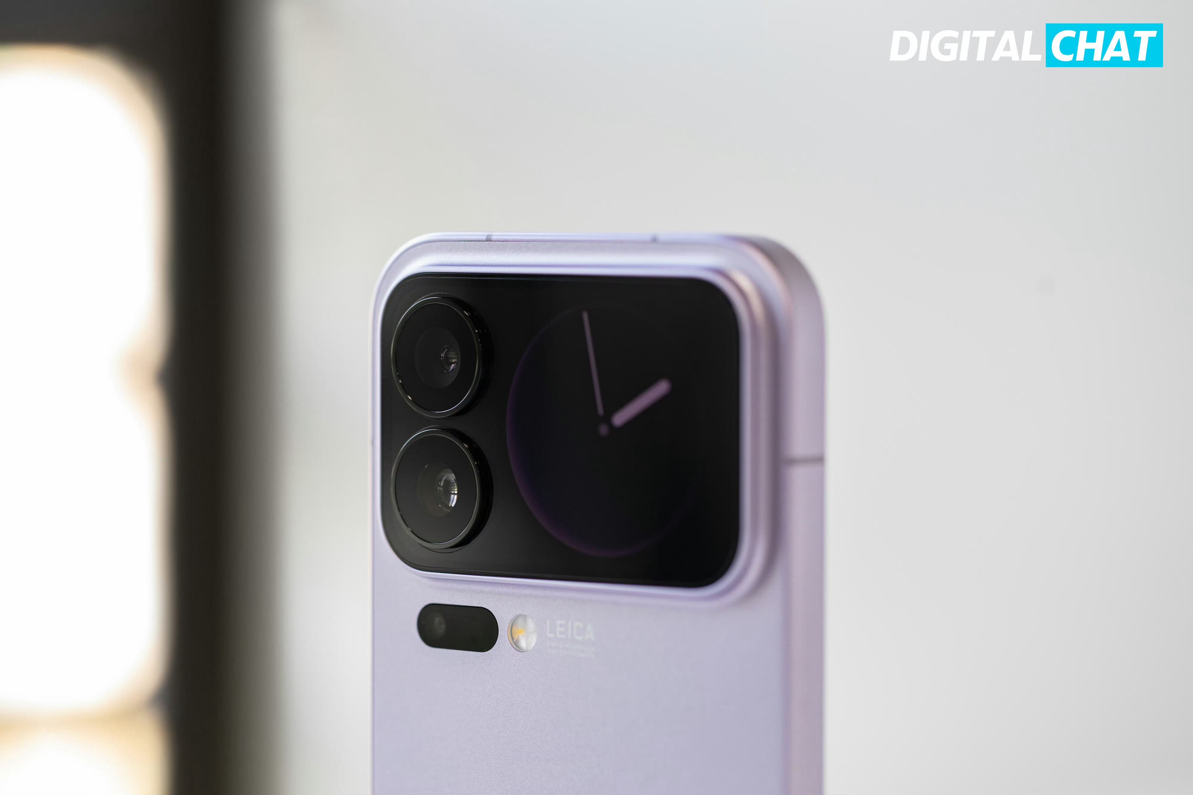 曝小米18Pro继续搭载背屏 好设计真的就该一直延续，17 Pro这个背屏口碑真