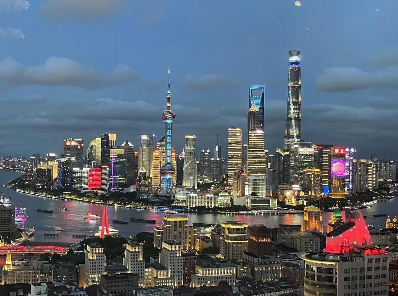 定了！中国三大国际科技创新中心正式落地！未来十年看这三地！
 
2025年12月