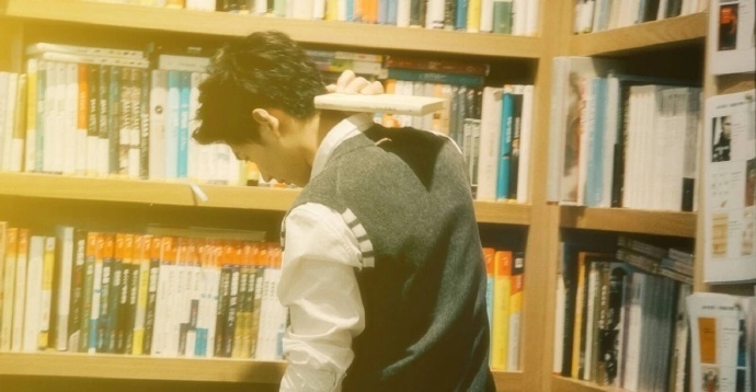 📚·黄俊捷 