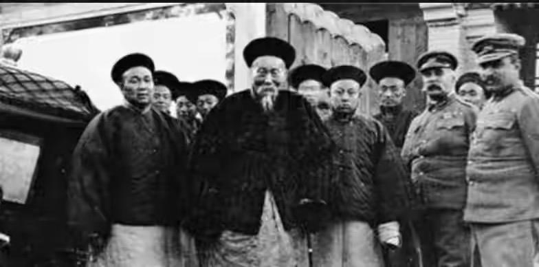 怎样破曾国藩的结硬寨打呆仗？

常凯申同志作为曾国藩的粉丝，就让小弟用过稳扎稳打