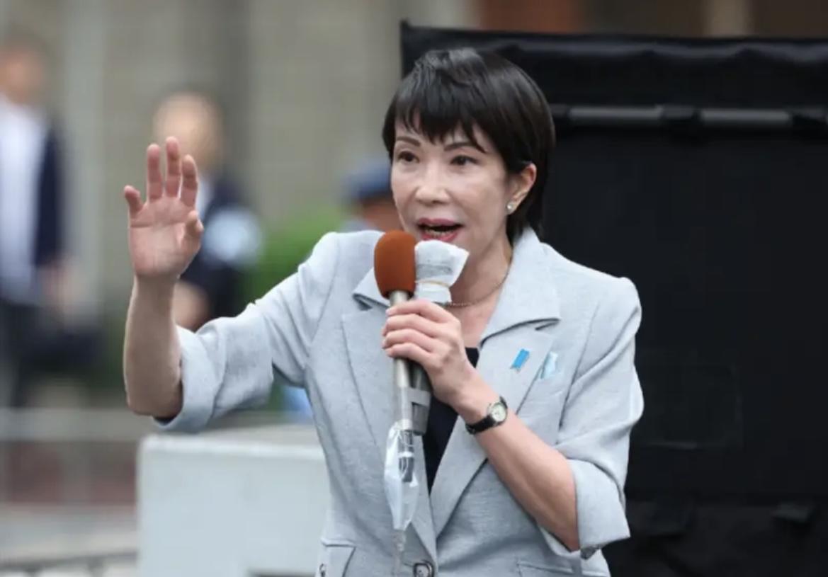 高市早苗的“赌命牌”彻底玩砸了！嘴上喊着干涉台海，实则是怕琉球趁机“变天”，还被