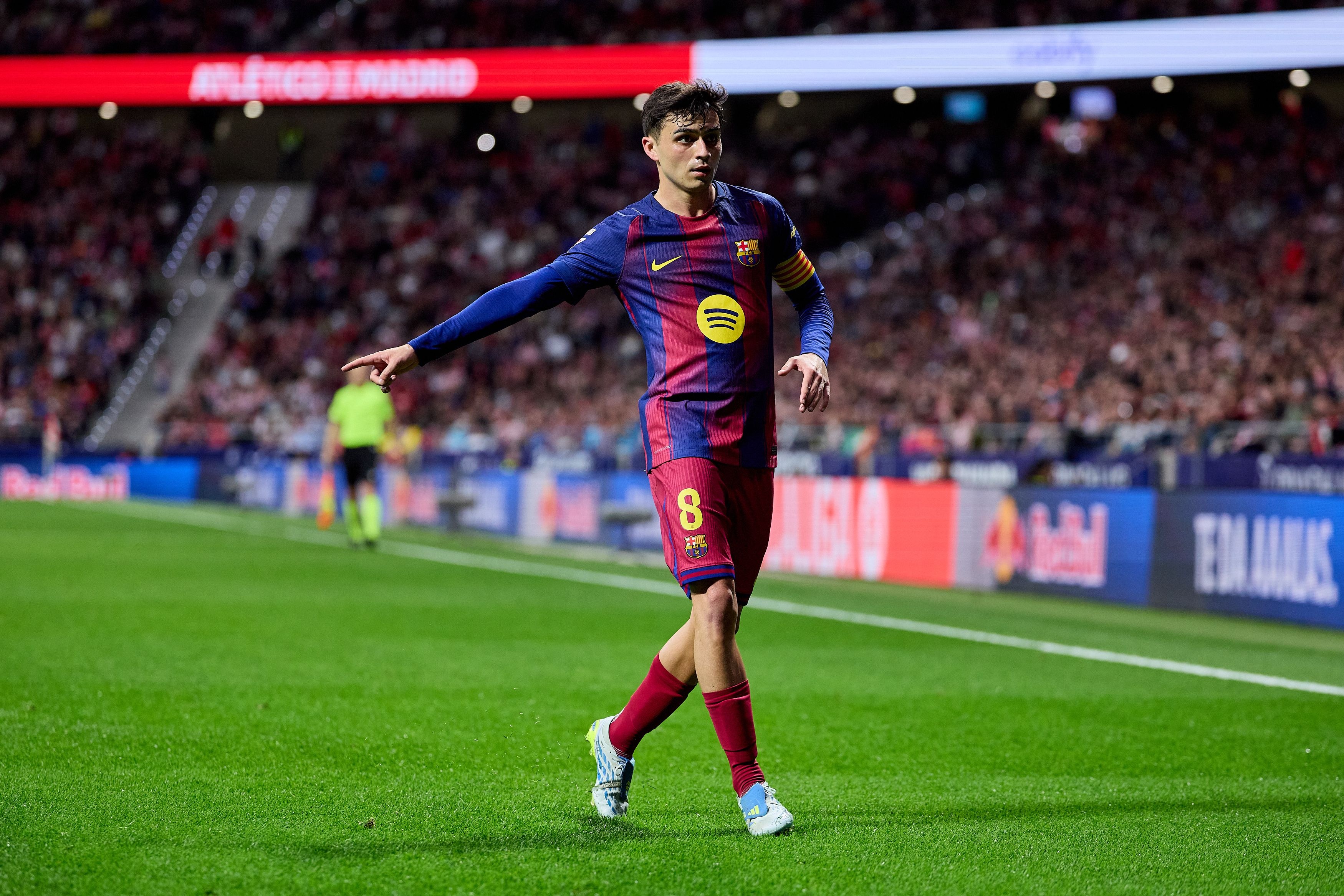 世体：客战马竞，巴萨目标是让佩德里和弗兰基·德容搭档后腰