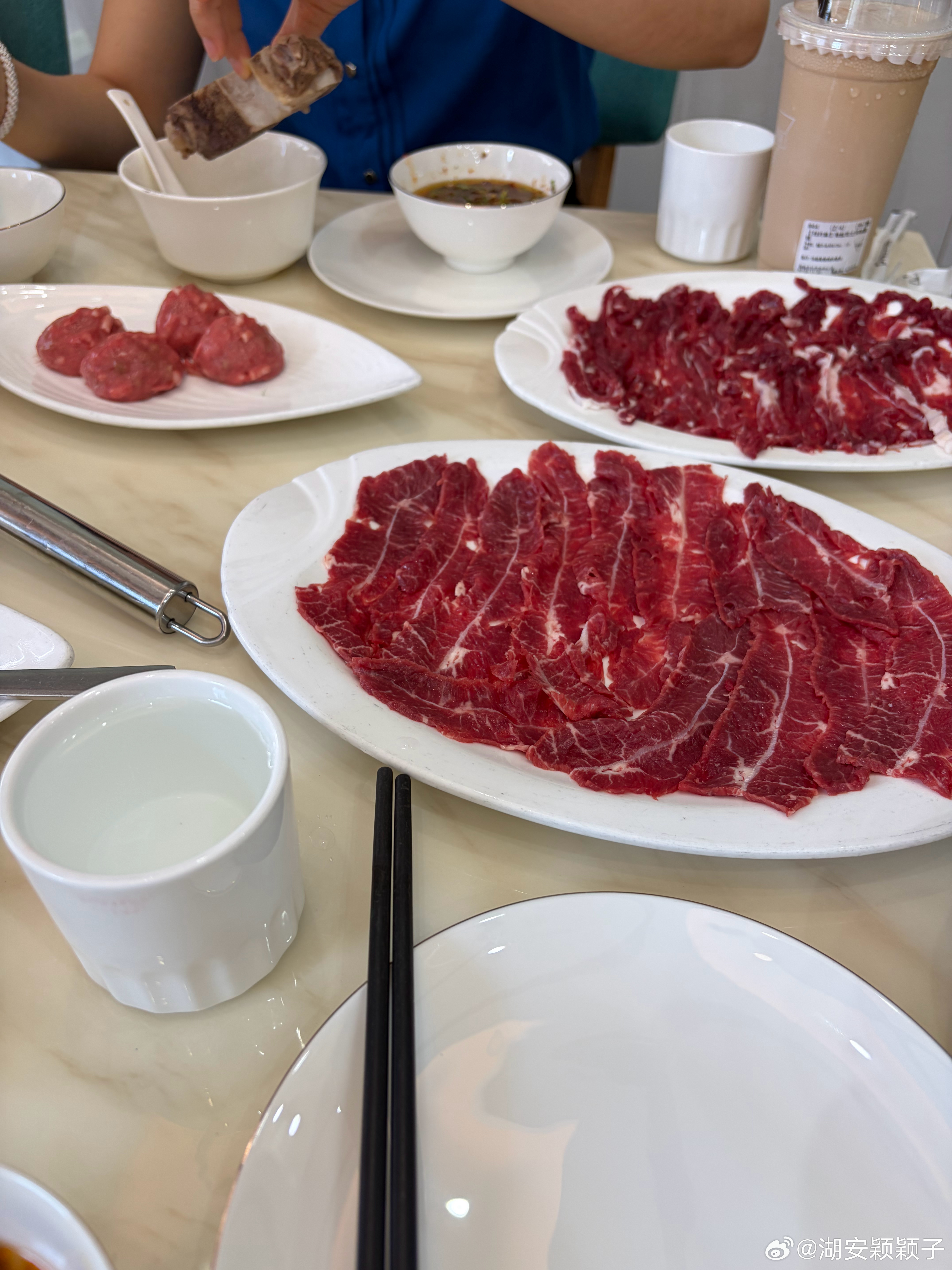 煲仔饭真好吃😋 