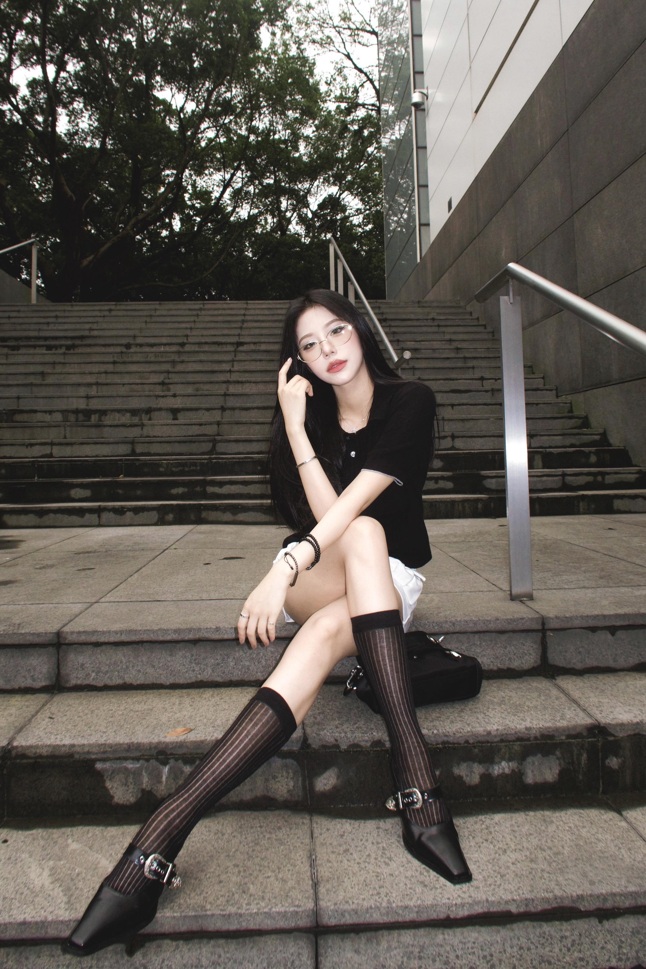 你在干嘛 是形容词 形容我的占有欲