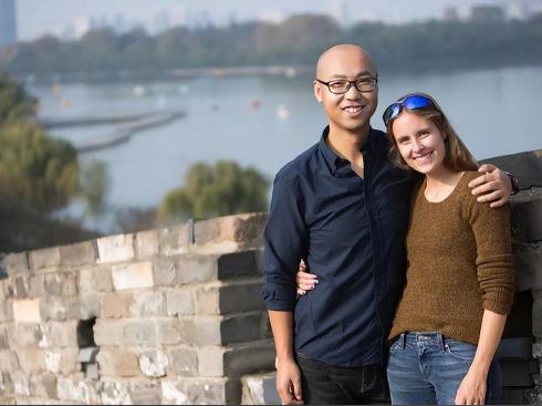 “除了这个中国男人，我谁都不嫁！”2021年，美国女学霸凯瑟琳不顾父母的反对，放