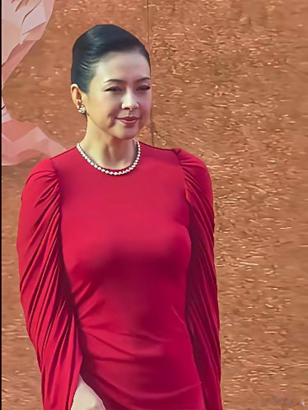 章子怡变化好大啊，这还是我心目中的女神吗 