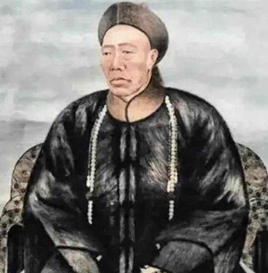 1908年慈禧太后去世，李莲英请求回老家养老，隆裕太后面色不善，心想：“你做了多