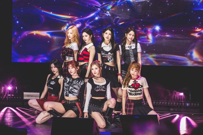 Hearts2Hearts成功完成其首场北美Showcase演出，正式迈出全球活