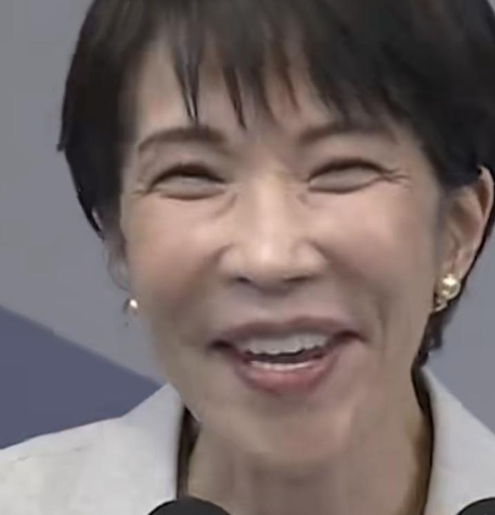 5月19日在韩国访问日本首相高市早苗和韩国总统李在明会谈，不过会谈中高市早苗邀请
