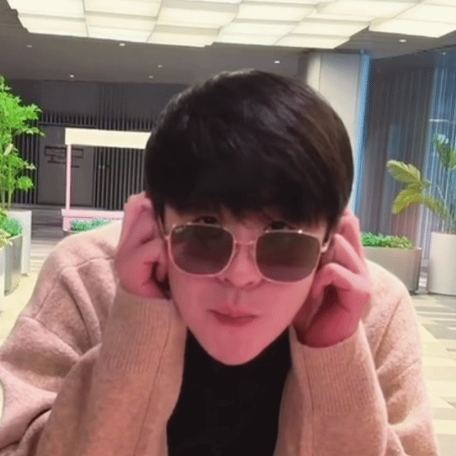 张云雷迢迢 一大早就被这个张云雷萌晕啦芝士娱乐