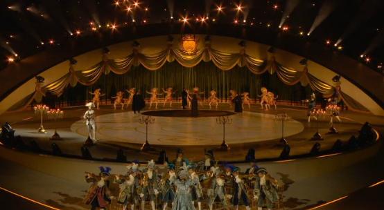 【在维罗纳，2026年冬季奥运会闭幕式已经开始。】仪式在古老的维罗纳圆形剧场“维