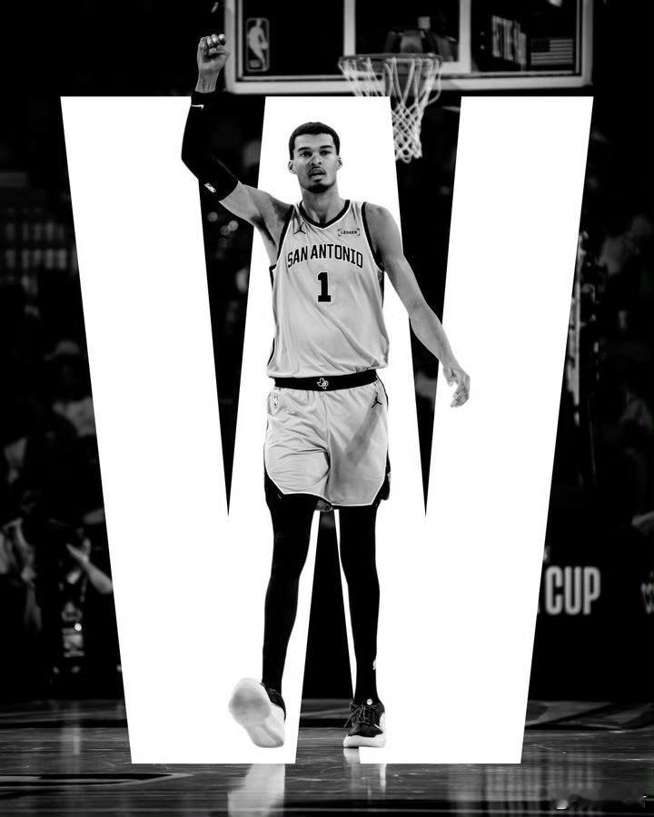 原来当家球星复出也可以打替补甚至首节不上疑似被DNP的；原来20分钟限制也不需要