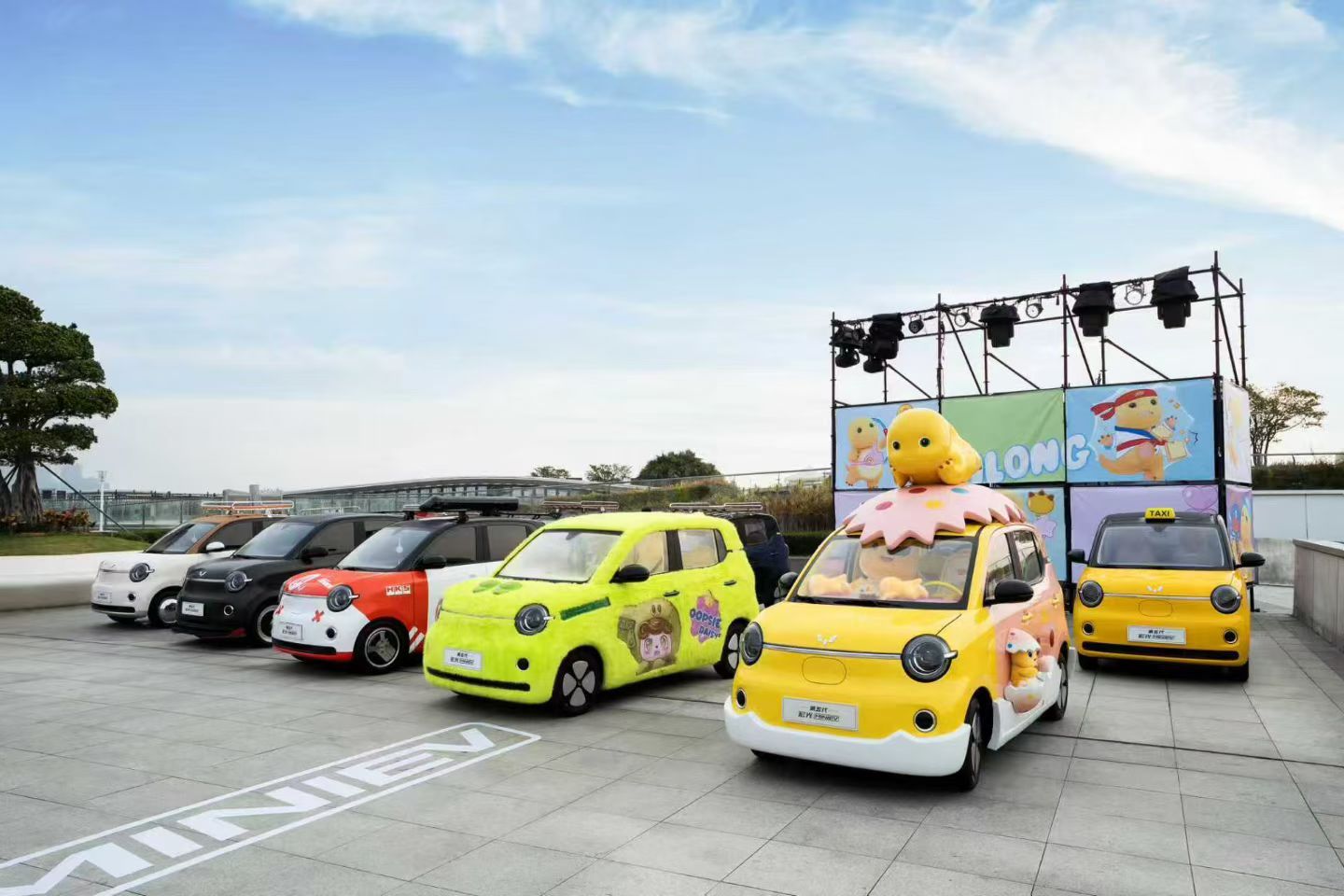 第五代宏光MINIEV今天上市，第五代宏光miniev 这个国民小车已经升级到第