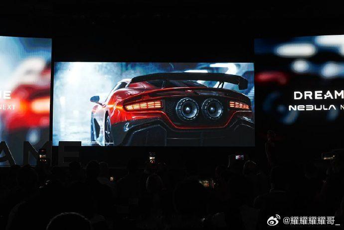 追觅火箭超跑百公里加速0.9秒追觅这款火箭超跑官宣百公里加速0.9秒，光看数字真