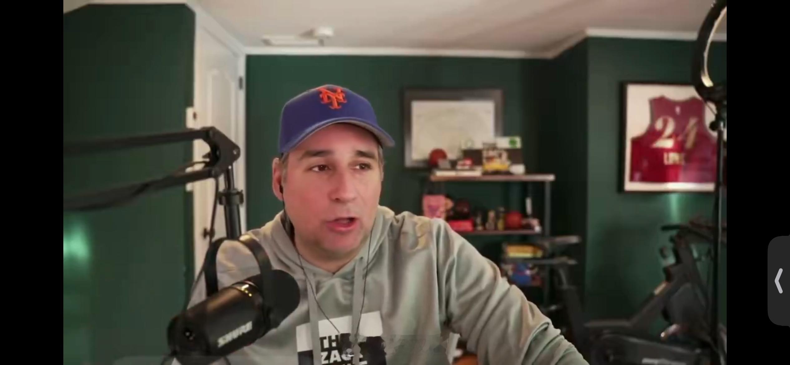 名嘴扎克·洛维爆粗批评卢卡抱怨太多导致其比赛不忍卒看：“你是在跟裁判一对一较量吗