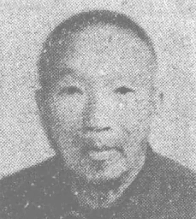 1949年，国军中将预计出城，向解放军投降，谁知在路上，他却被自己的手下给抓了起