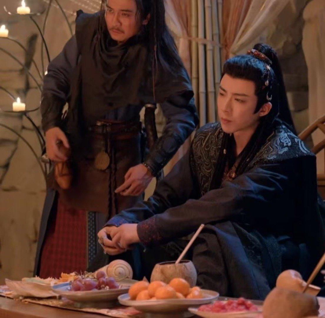 #刘宇宁珠帘玉幕吃了一斤橘子吧# 每当看到珠帘玉幕中的燕子京吃橘子，就仿佛看到了