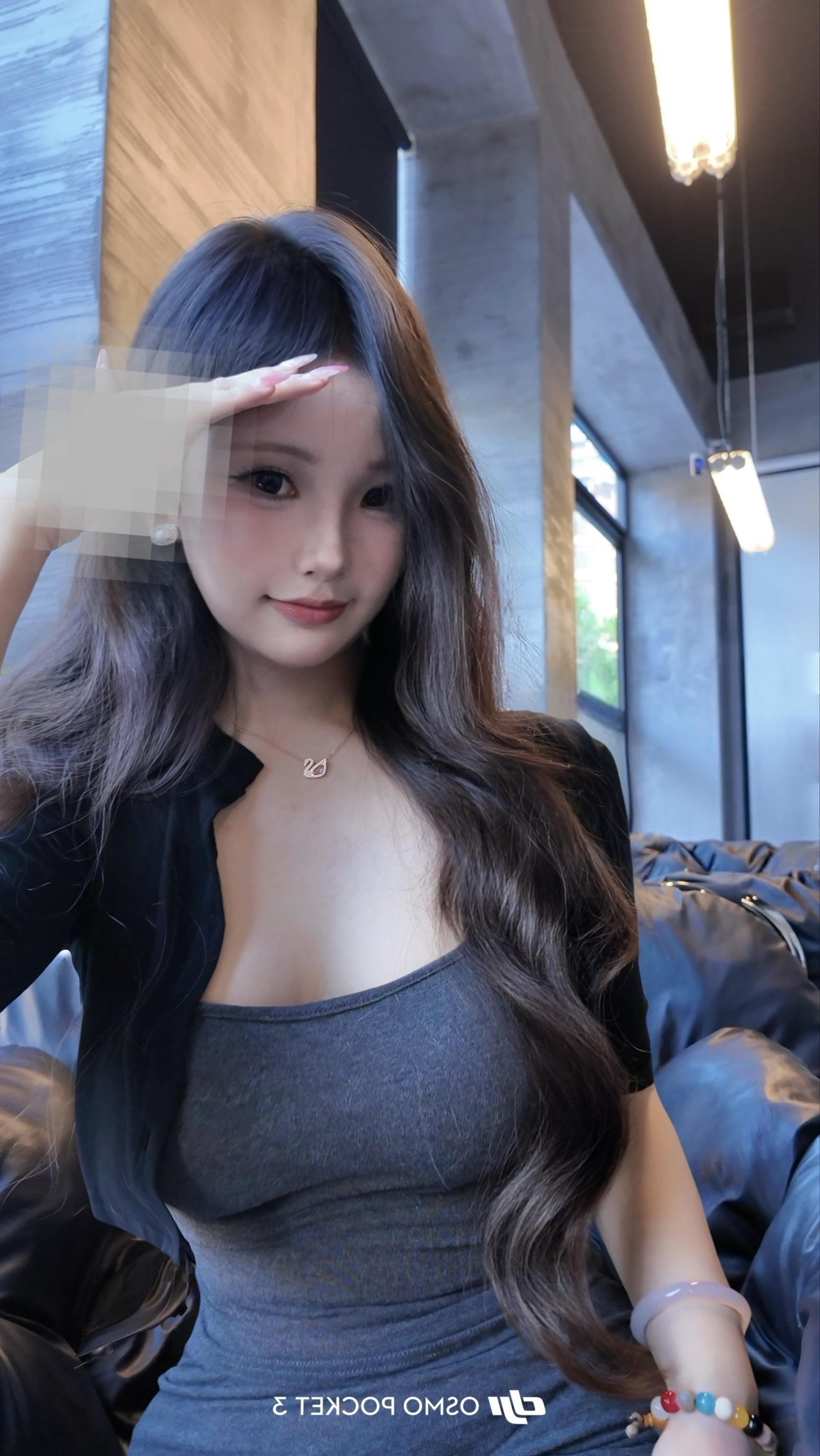 不用给我立深情人设 你那两句话我也会说