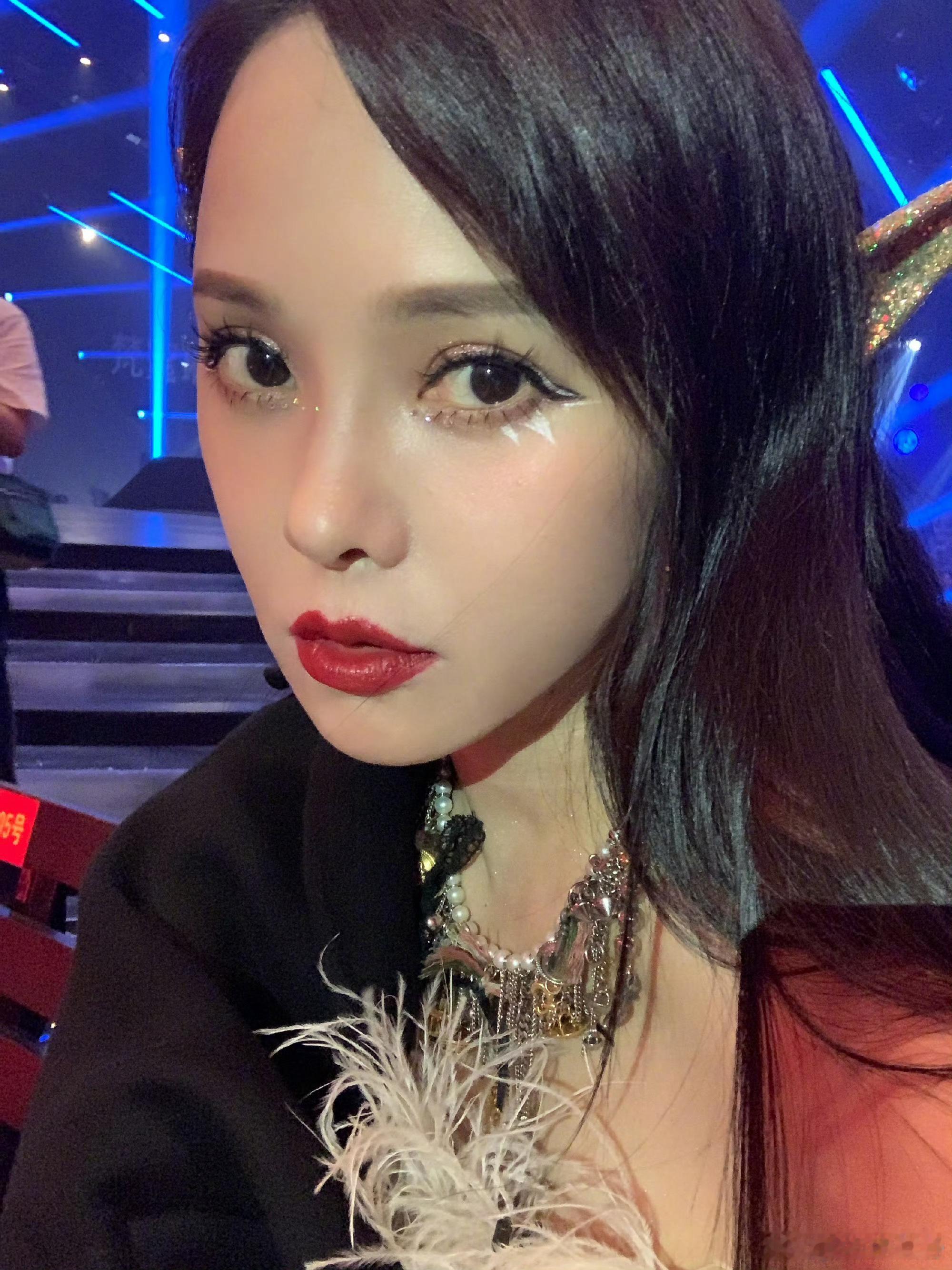 伊能静发布未公开浪姐画面  能妈你是懂怎么让我们眼睛尿尿的www~如今看到伊能静