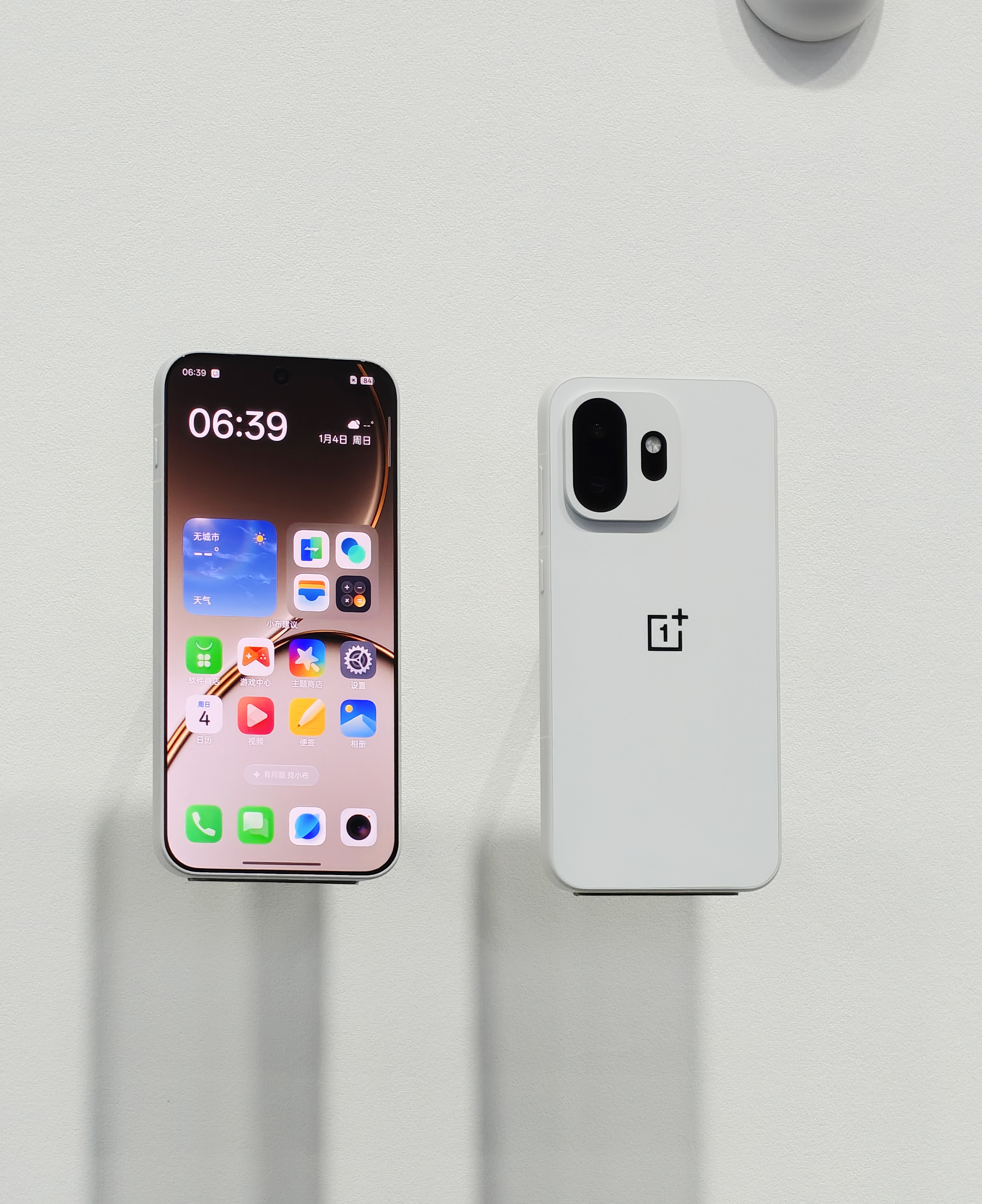 有些机友对一加15T的价格颇有微词，其实你等等就知道了，内存涨价又不是只对一加有